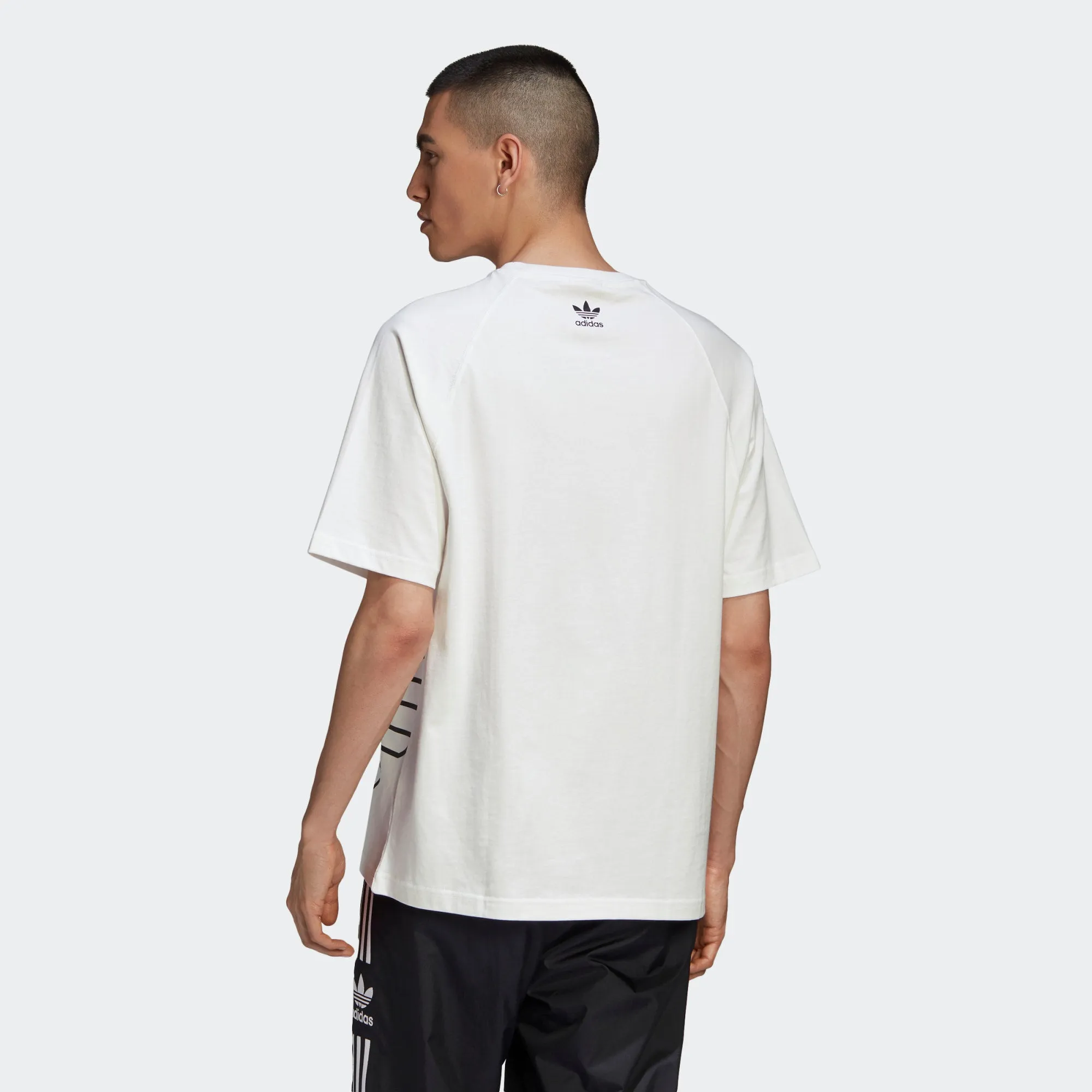 BIG TREFOIL OUTLINE TEE White / Black-GE6230