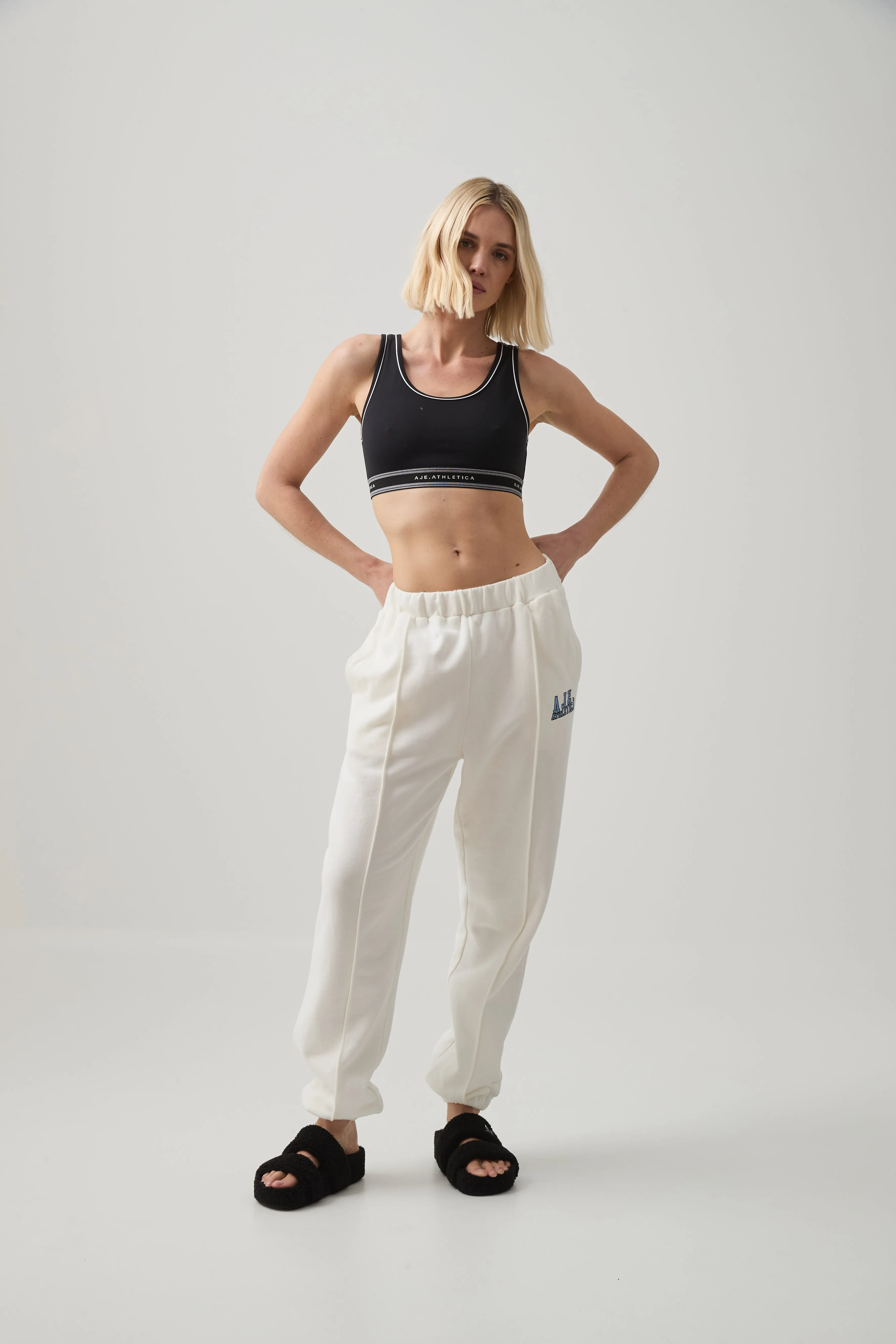 Pin Tuck Track Pant 504