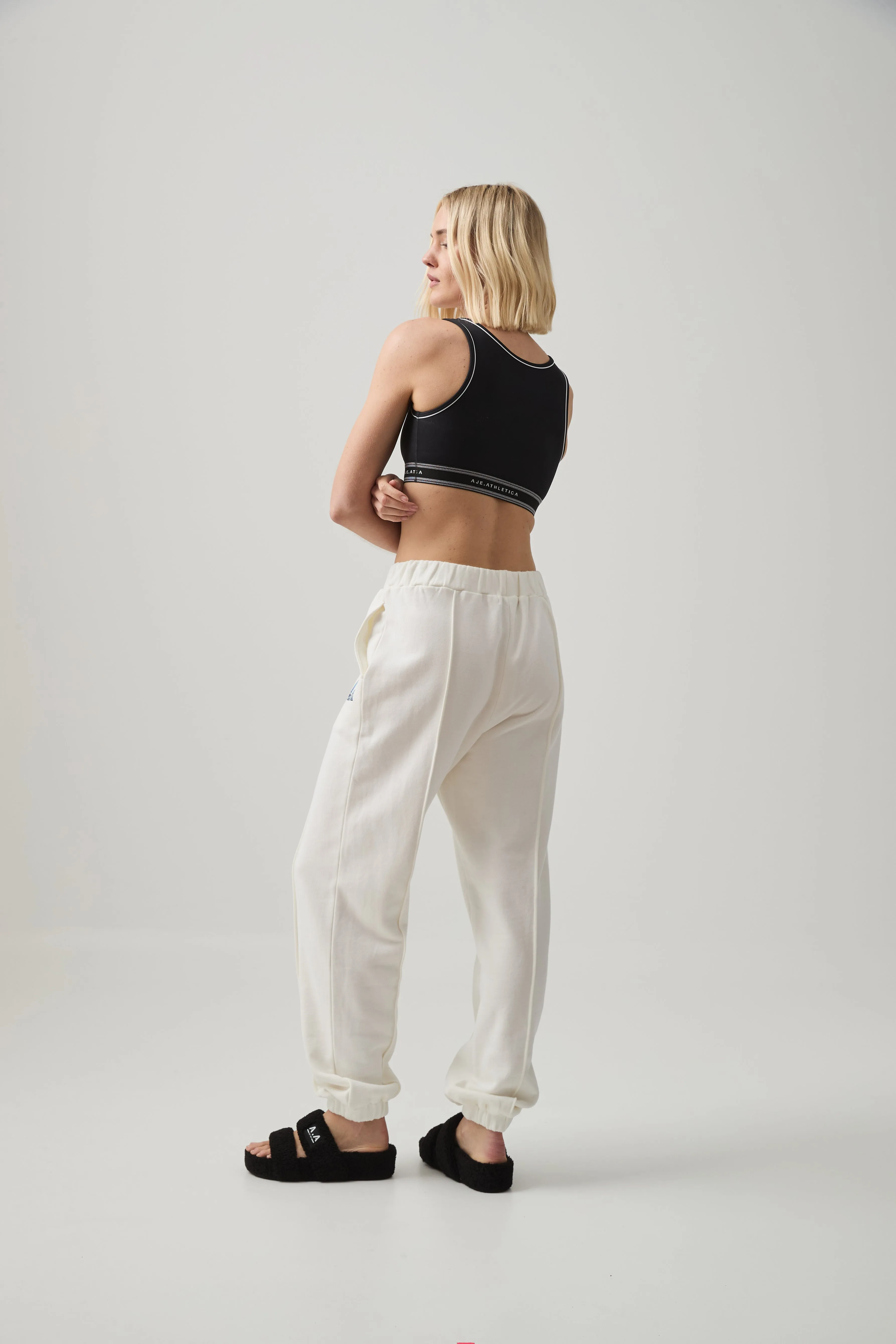 Pin Tuck Track Pant 504