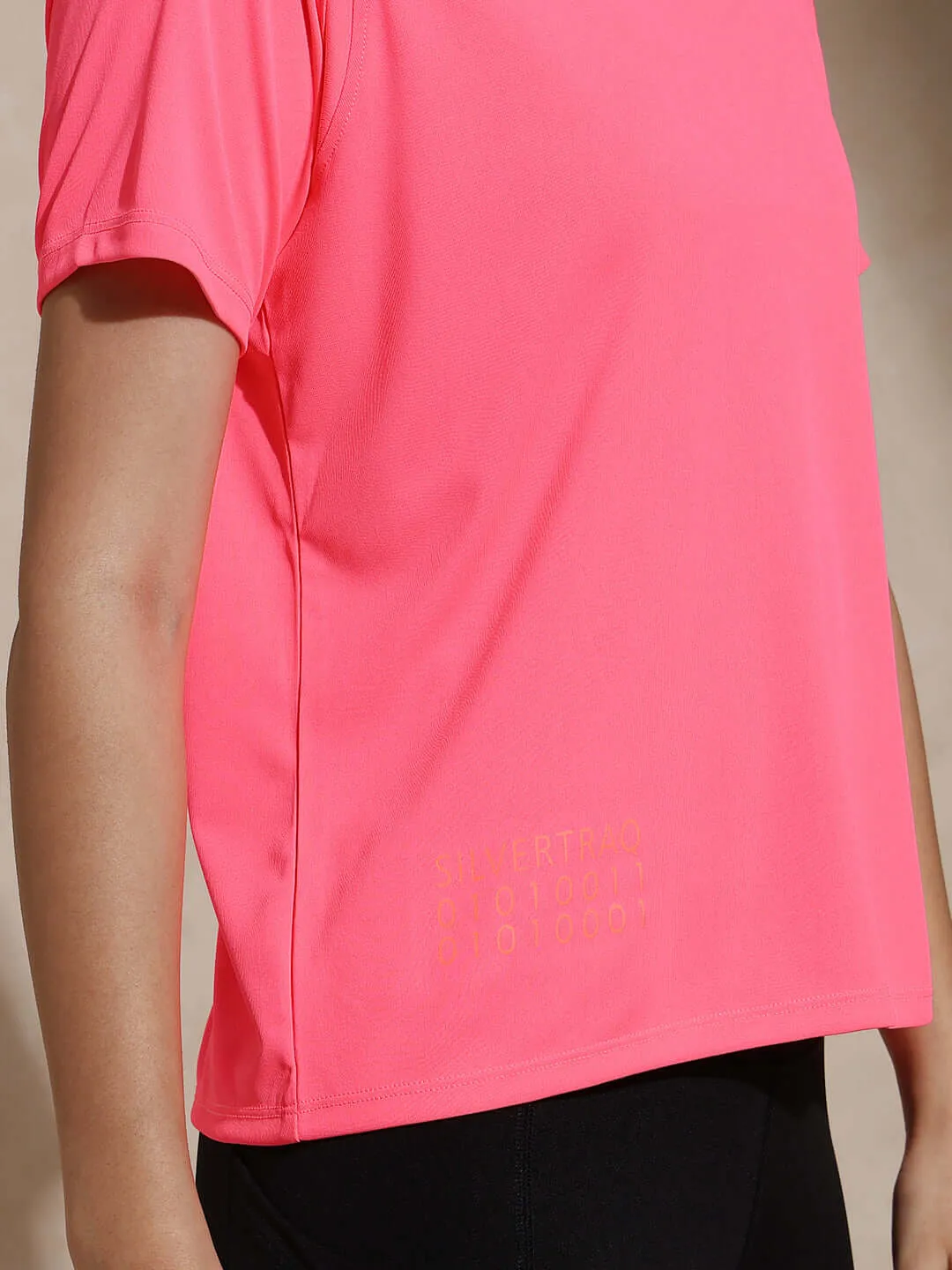 Silvertraq Script Tee Neon Pink